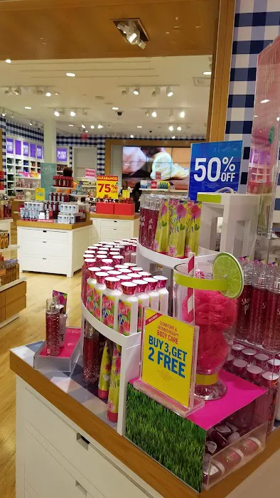 Bath & Body Works 2