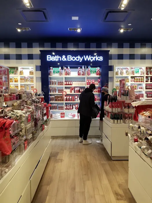 Bath & Body Works 7