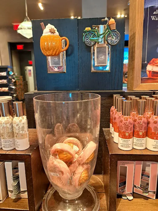 Bath & Body Works 0