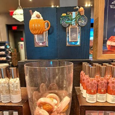 Bath & Body Works