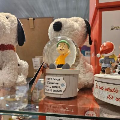J's Hallmark Shop