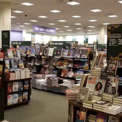 Barnes & Noble
