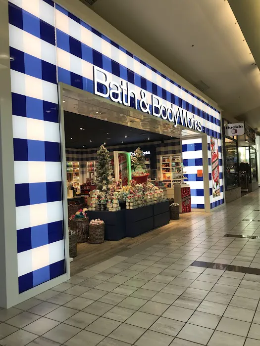 Bath & Body Works 1