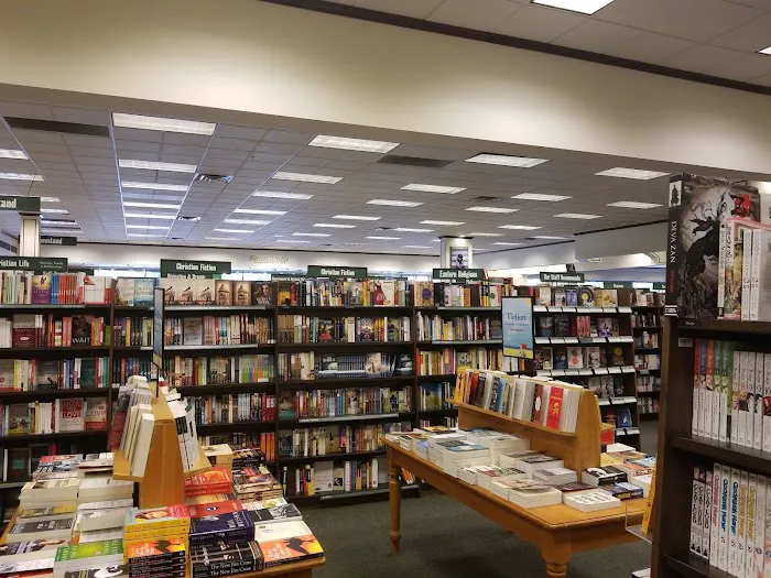 Barnes & Noble 5