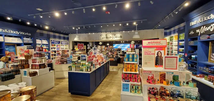 Bath & Body Works 1