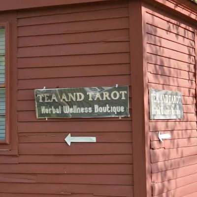 Tea & Tarot Boutique
