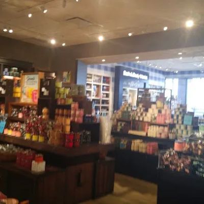 Bath & Body Works