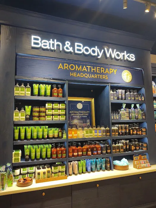 Bath & Body Works 8