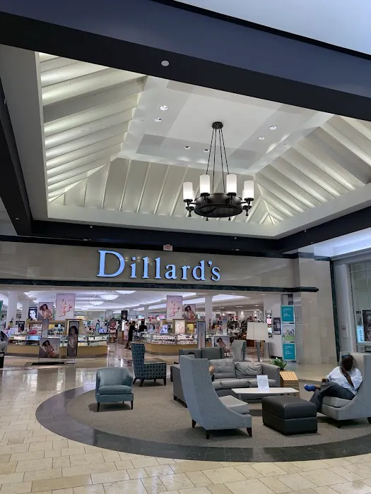 Dillard's: Coastland Center 0