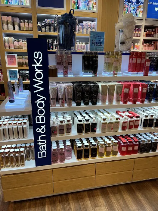 Bath & Body Works 2