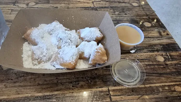 Mo' Bay Beignet Co. 5