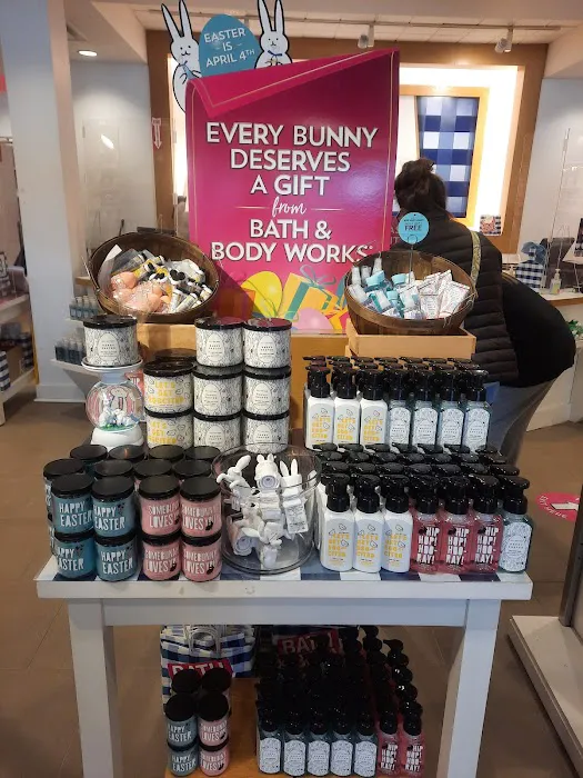 Bath & Body Works 4