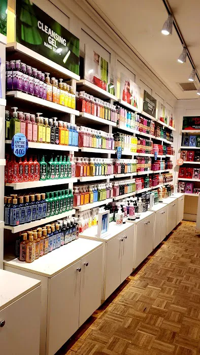 Bath & Body Works 4