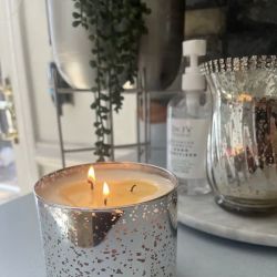 Oak & Main Candle Co. ico