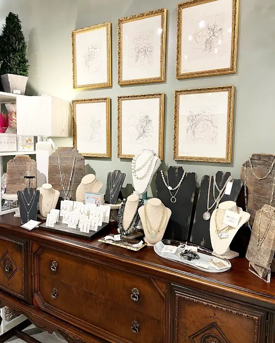 Oak & Willow Home Accessories & Gift Boutique 7