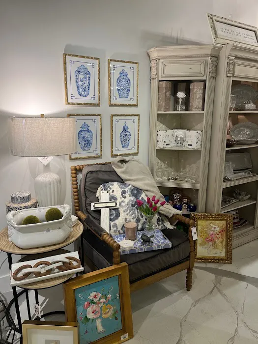 Oak & Willow Home Accessories & Gift Boutique 6