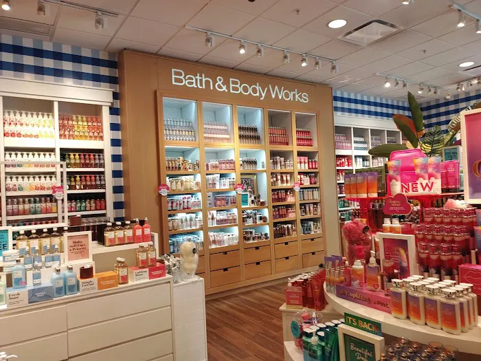 Bath & Body Works 6