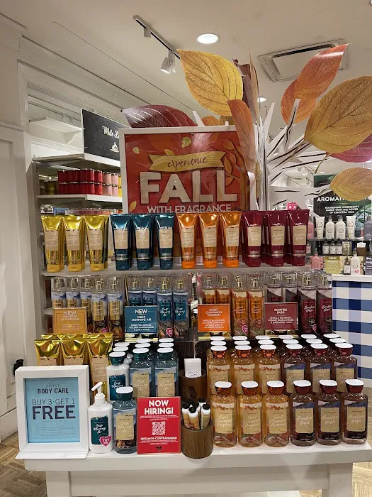 Bath & Body Works 2