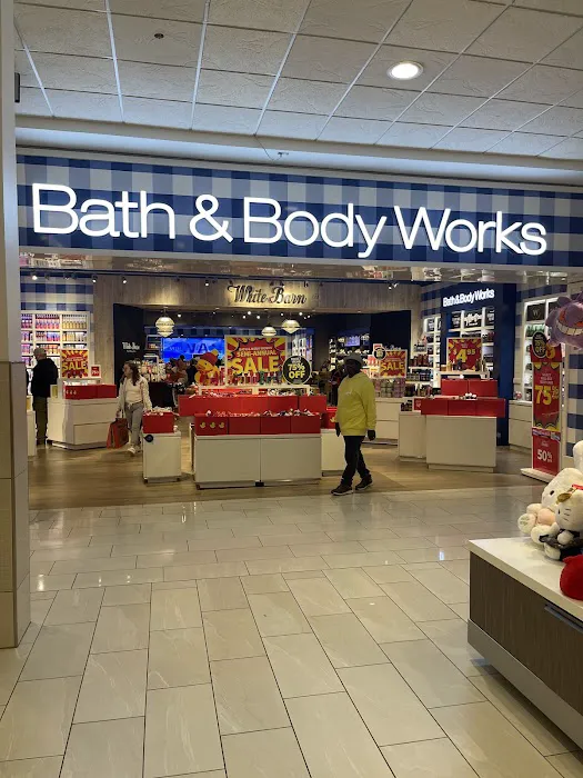 Bath & Body Works 1