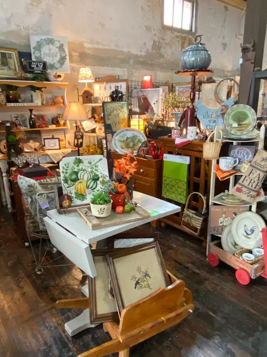 Caldwell Cottage: Antiques Interiors Gifts 5