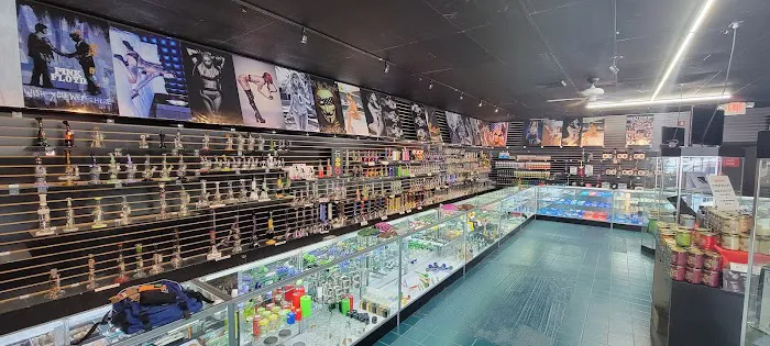 JAY'S SMOKE SHOP 3