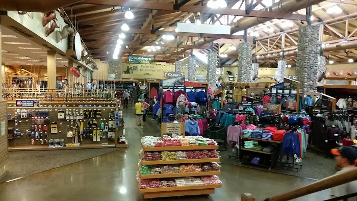 Bass Pro Shops 5