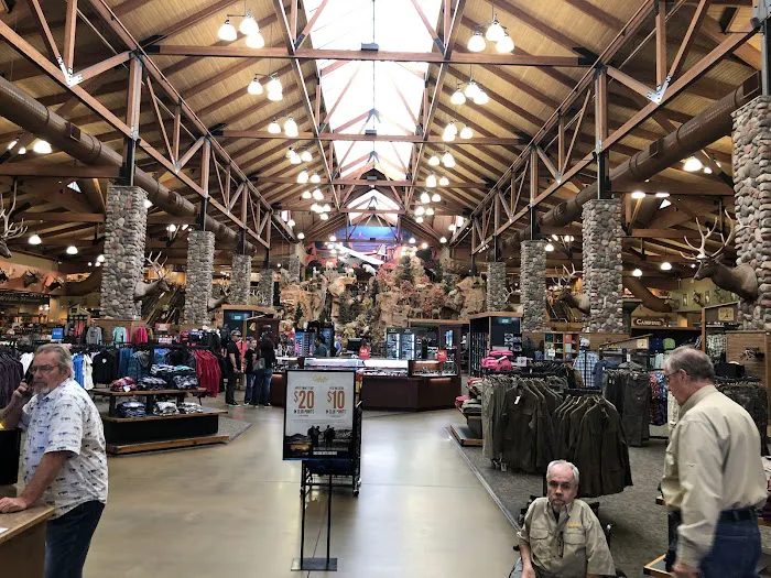 Bass Pro Shops 8