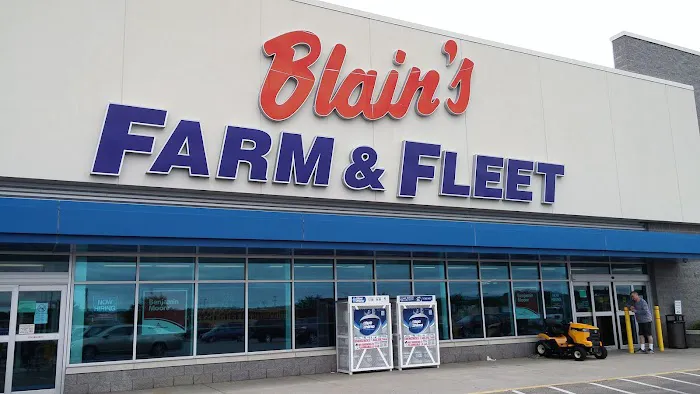 Blain's Farm & Fleet - Verona, Wisconsin 6