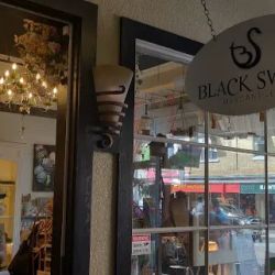 Black Swan Mercantile ico