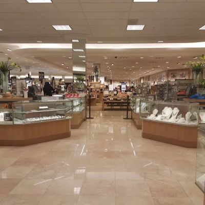 Dillard's