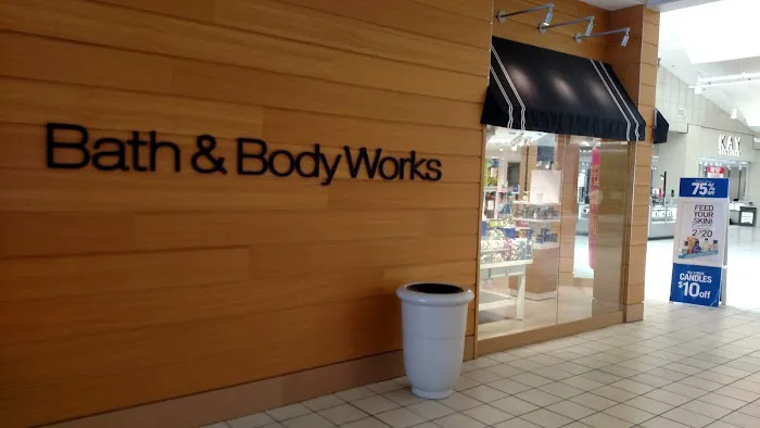 Bath & Body Works 1