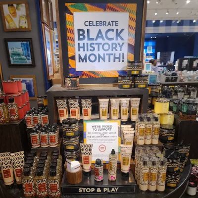 Bath & Body Works