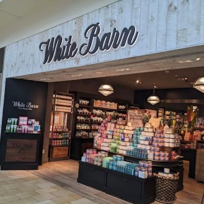 The White Barn Candle Co.
