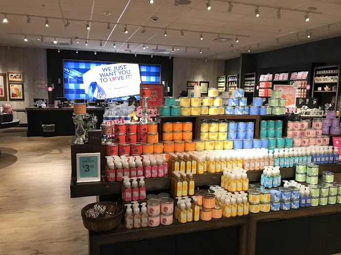 Bath & Body Works 7