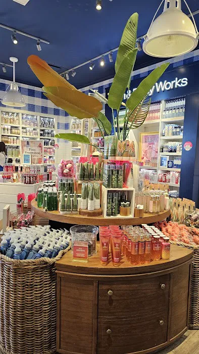 Bath & Body Works 0