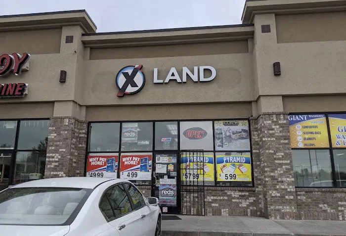 X-Land Vape/Smokeshop 7