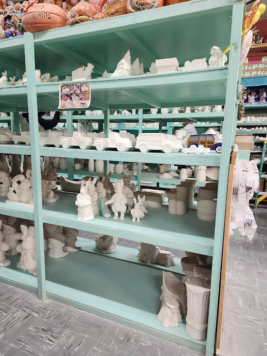 Aura Ceramics & Supplies 9