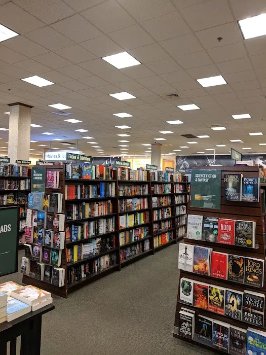 Barnes & Noble 1