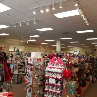 Grace's Hallmark Shop