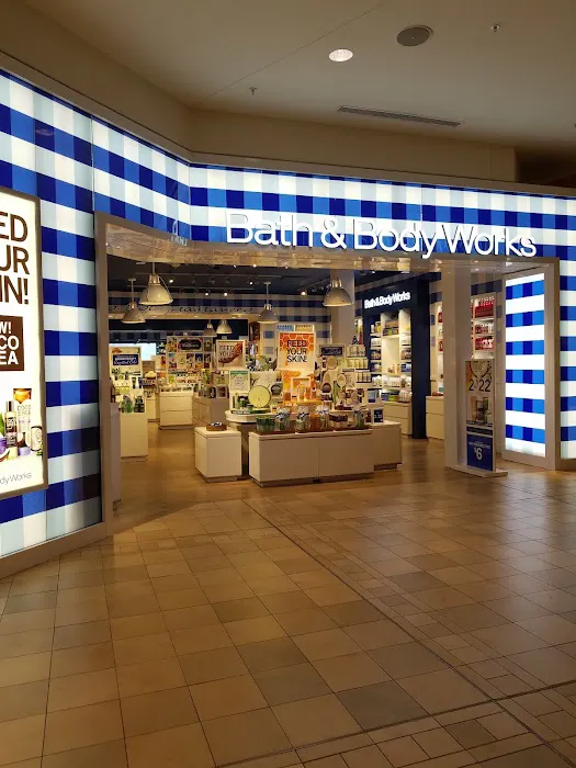 Bath & Body Works 1