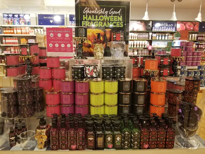 Bath & Body Works 1