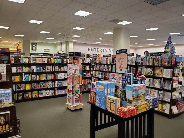 Barnes & Noble 2