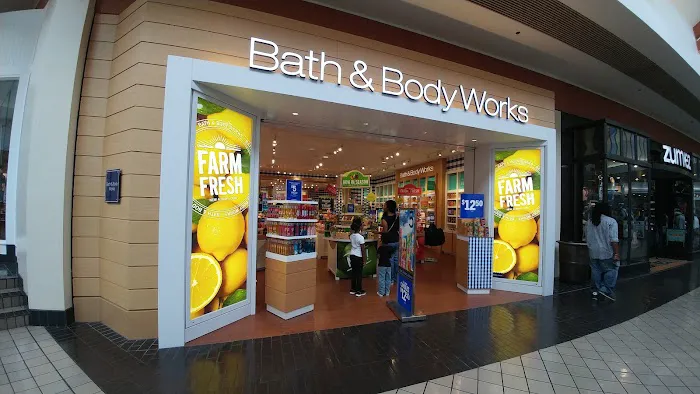 Bath & Body Works 4