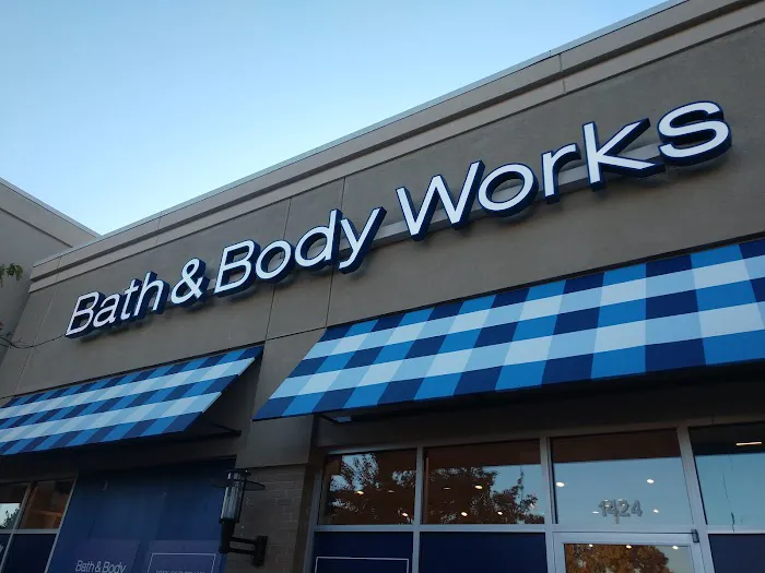 Bath & Body Works 1