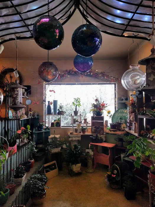 The Enchanted Florist 5