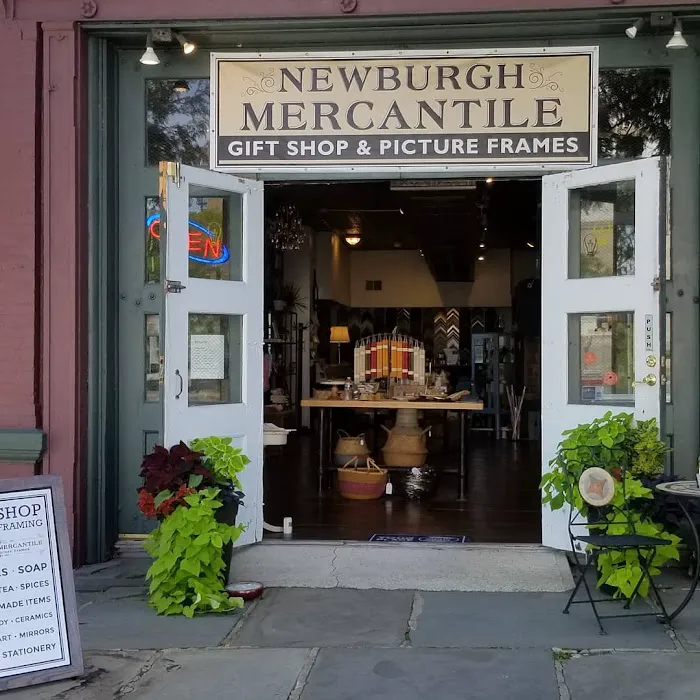 Newburgh Mercantile Gifts and Picture Framing 4