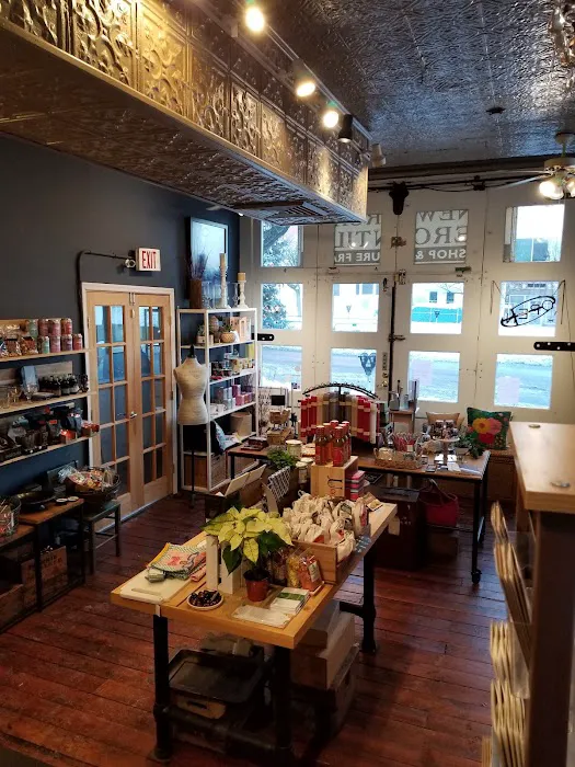 Newburgh Mercantile Gifts and Picture Framing 8