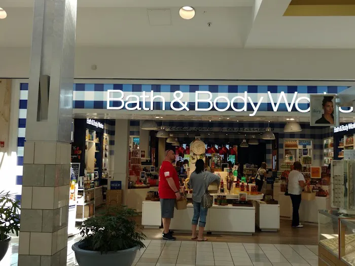 Bath & Body Works 3