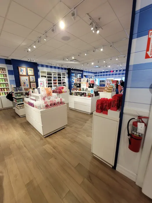 Bath & Body Works 3