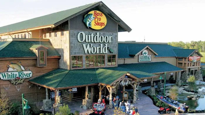 Bass Pro Shops 4